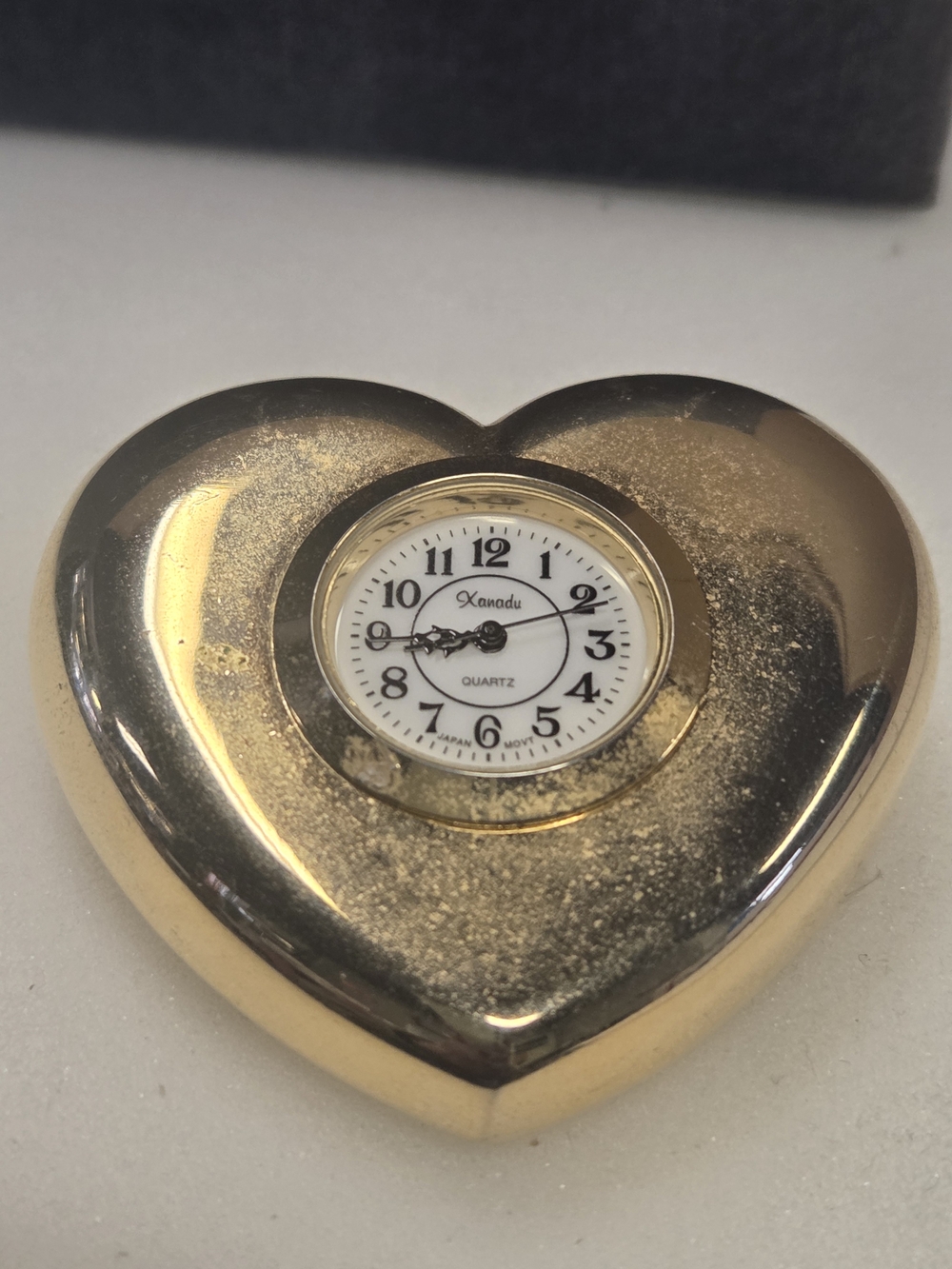 Xonadu Gold Heart Paper weight Table Clock - Decorative Home Accent